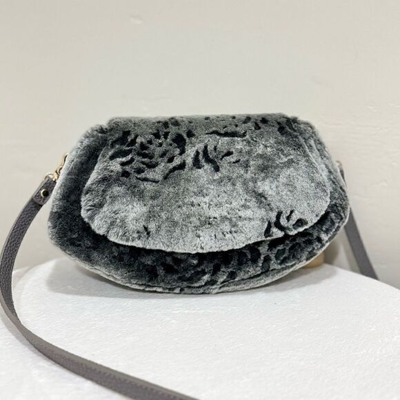 Gray Gradient Handmade Real Shearling Rose Embossed Shoulder Bag/Crossbody Bag - Picture 6 of 16